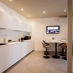 Elegant 5 Terre