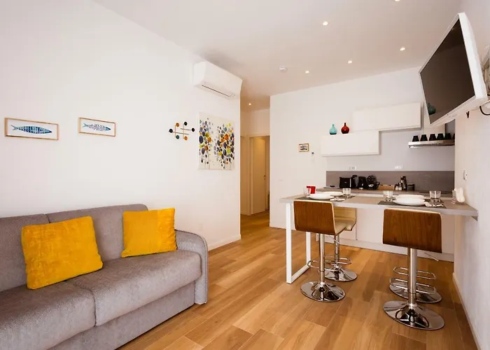 Elegant 5 Terre Апартаменты Специя